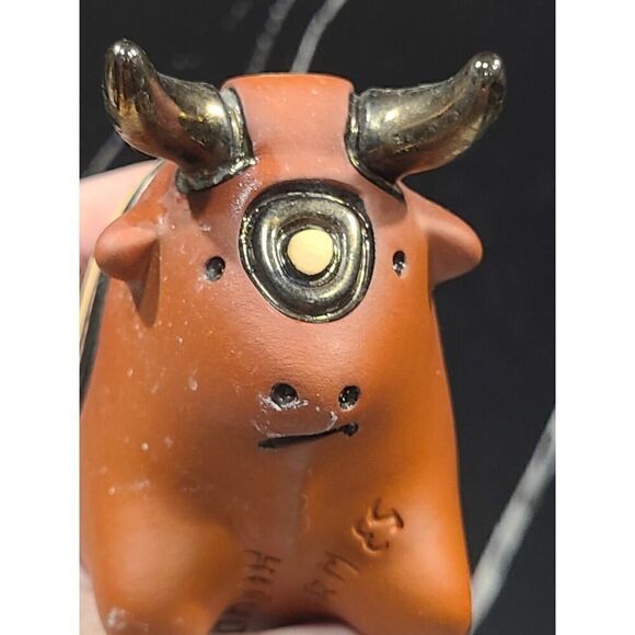 Bull Studio Art Pottery Figurine from Columbia Metallic Glaze Handmade Signed - Picture 7 of 10